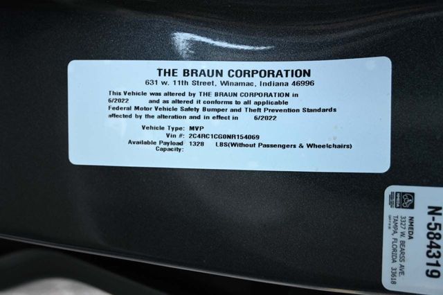 2022 Chrysler Voyager LX Mobility Handicap Van - 23010644 - 36