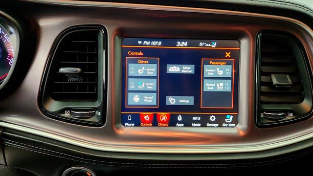 2022 Dodge Challenger GT AWD w/ Plus & Blacktop Packages - 23067196 - 17