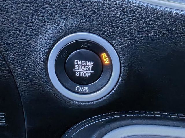 2022 Dodge Challenger GT RWD - 22982687 - 13