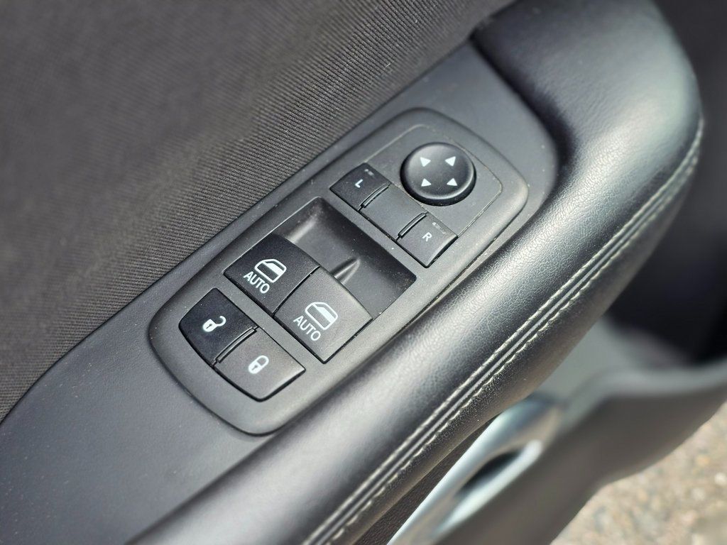 2022 Dodge Challenger GT RWD - 22979444 - 11