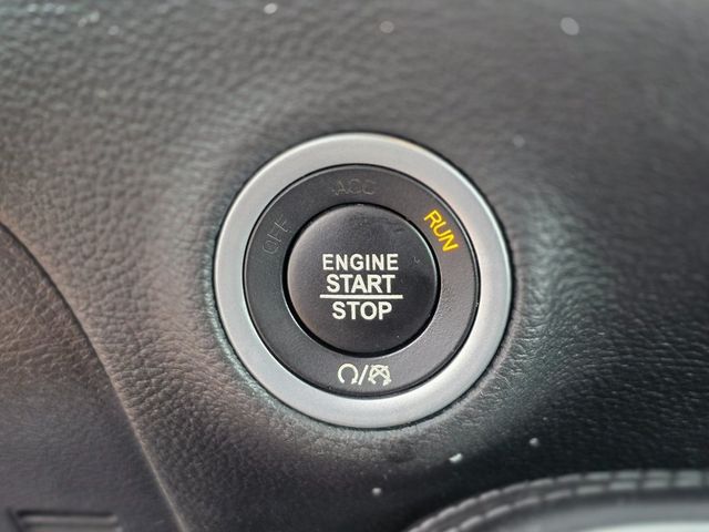 2022 Dodge Challenger GT RWD - 22979444 - 19