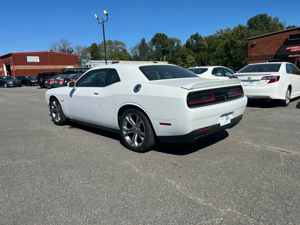 2022 Dodge Challenger R/T RWD - 22628915 - 2