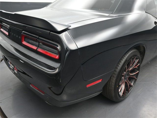 2022 Dodge Challenger R/T photo 17