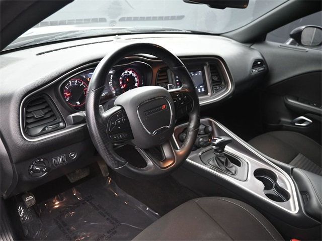 2022 Dodge Challenger R/T photo 4
