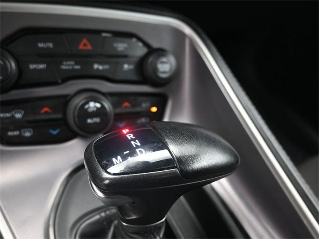 2022 Dodge Challenger R/T photo 13