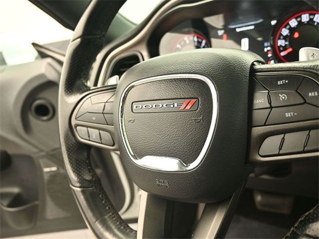 2022 Dodge Challenger R/T photo 14