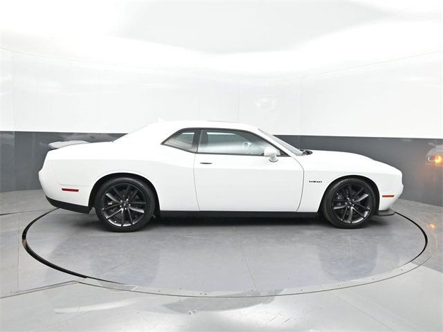 2022 Dodge Challenger R/T photo 23