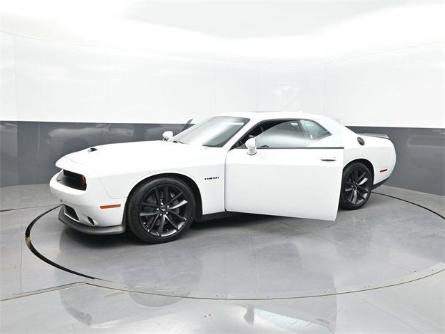 2022 Dodge Challenger R/T photo 26