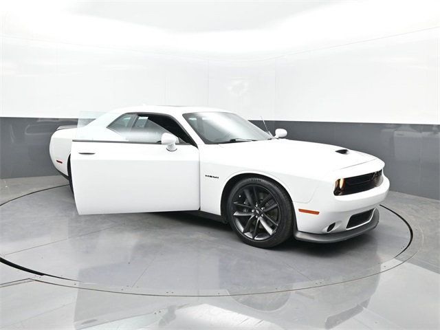 2022 Dodge Challenger R/T photo 28