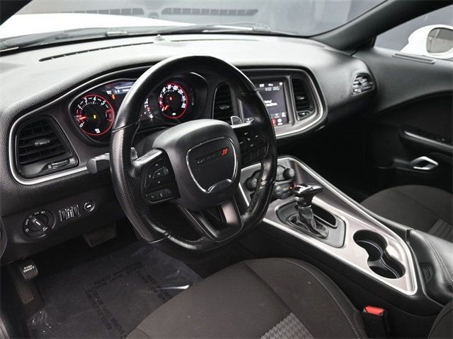 2022 Dodge Challenger R/T photo 4