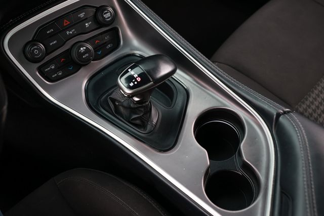2022 Dodge Challenger R/T RWD - 23078312 - 39