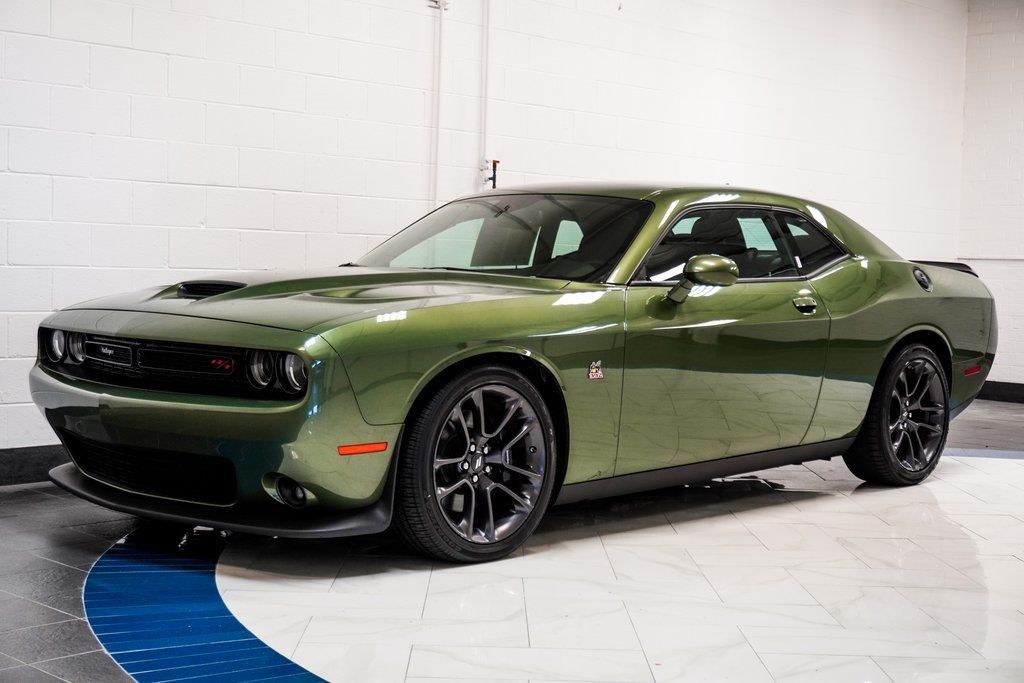 2022 Dodge Challenger R/T Scat Pack photo 3