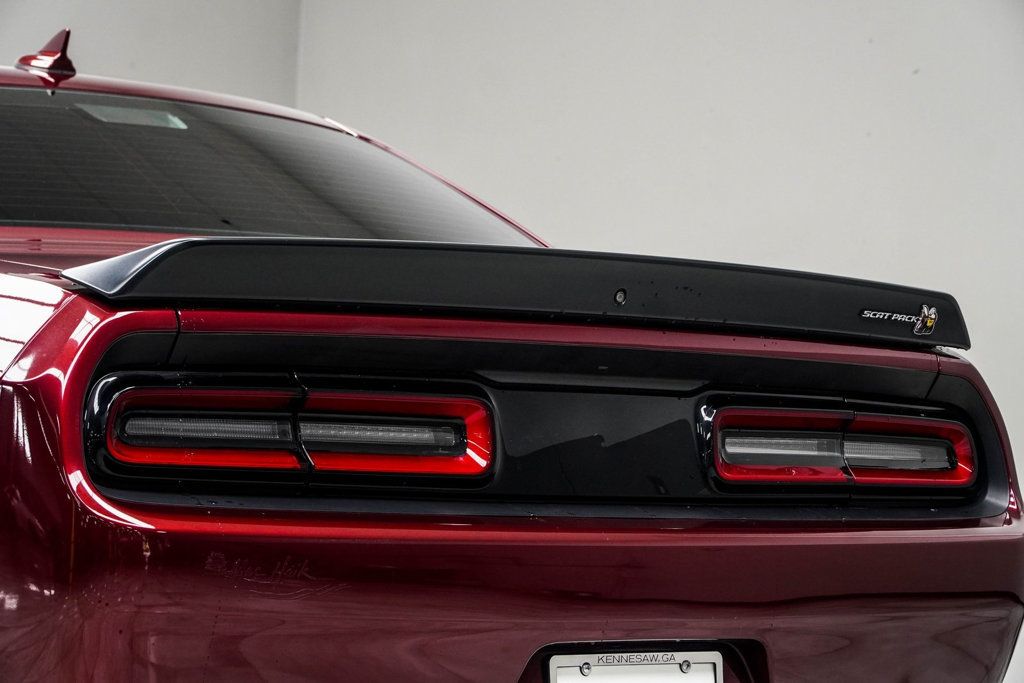 2022 Dodge Challenger R/T Scat Pack Widebody photo 15