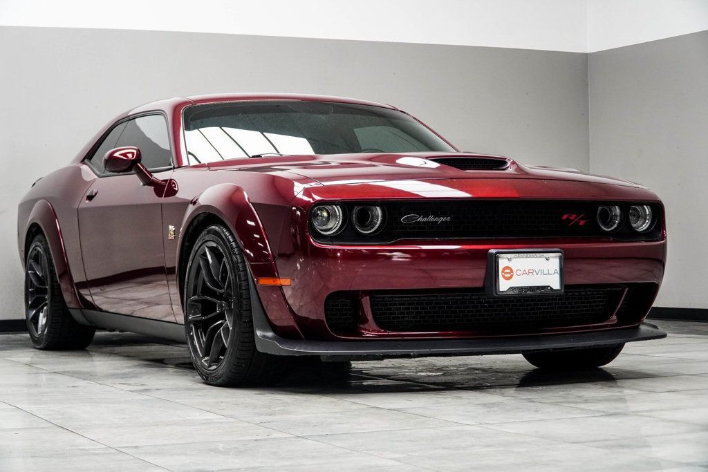 2022 Dodge Challenger R/T Scat Pack Widebody photo 3