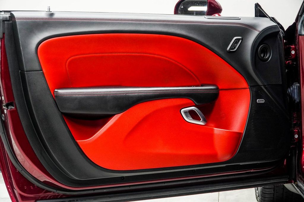 2022 Dodge Challenger R/T Scat Pack Widebody photo 29