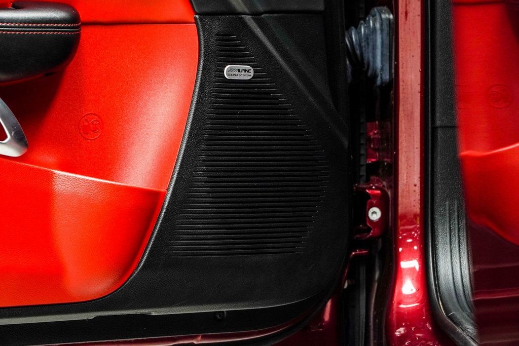 2022 Dodge Challenger R/T Scat Pack Widebody photo 30