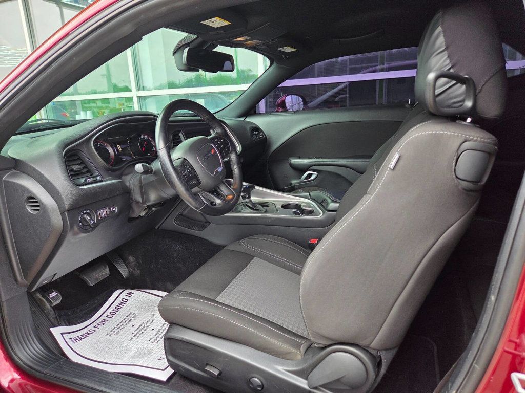 2022 Dodge Challenger SXT AWD photo 14
