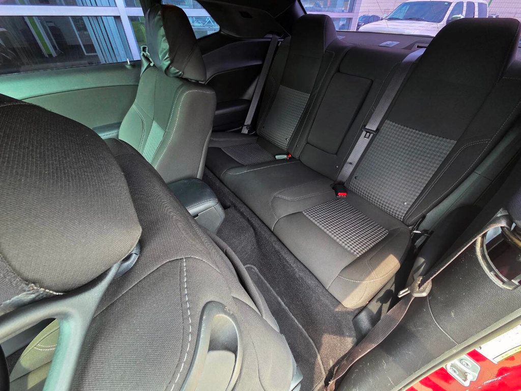 2022 Dodge Challenger SXT AWD photo 15
