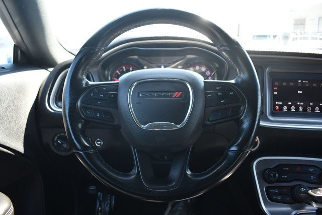 2022 Dodge Challenger SXT RWD - 23000670 - 21