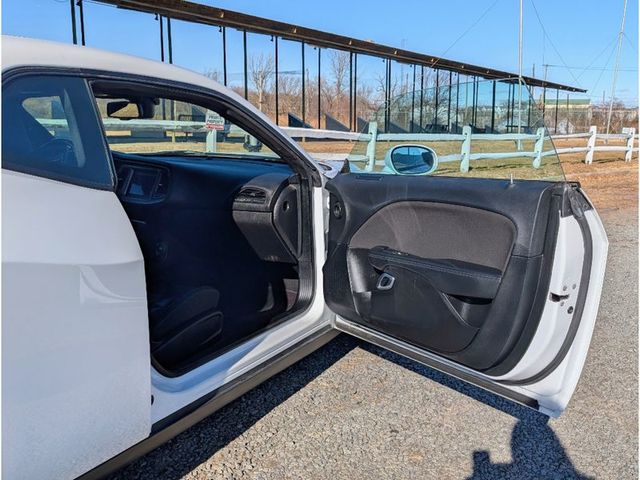 2022 Dodge Challenger SXT RWD - 23005390 - 9