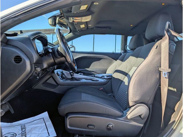 2022 Dodge Challenger SXT RWD - 23005390 - 11