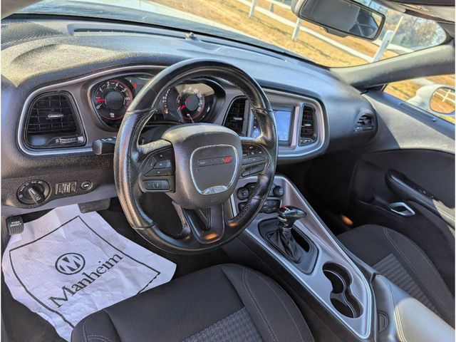 2022 Dodge Challenger SXT RWD - 23005390 - 14