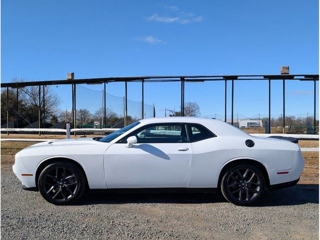 2022 Dodge Challenger SXT RWD - 23005390 - 3