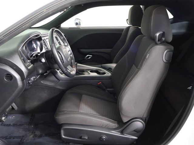 2022 Dodge Challenger SXT RWD - 23031018 - 24