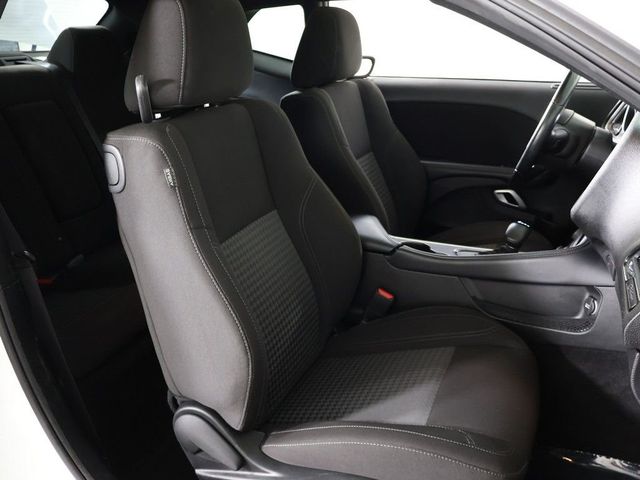 2022 Dodge Challenger SXT RWD - 23031018 - 25