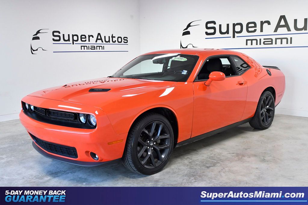 2022 Dodge Challenger SXT RWD - 22438186 - 0