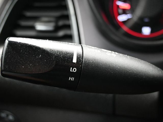 2022 Dodge Challenger SXT RWD - 22993880 - 21