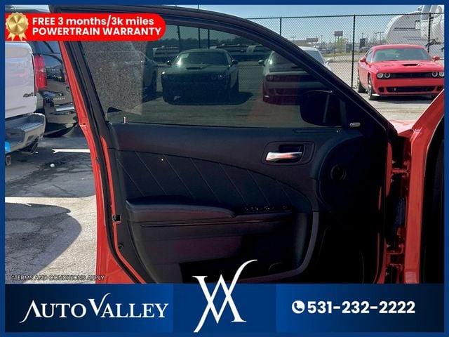 2022 Dodge Charger R/T Sedan 4D - 23013515 - 11