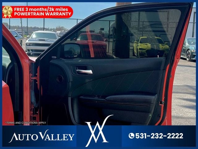2022 Dodge Charger R/T Sedan 4D - 23013515 - 16