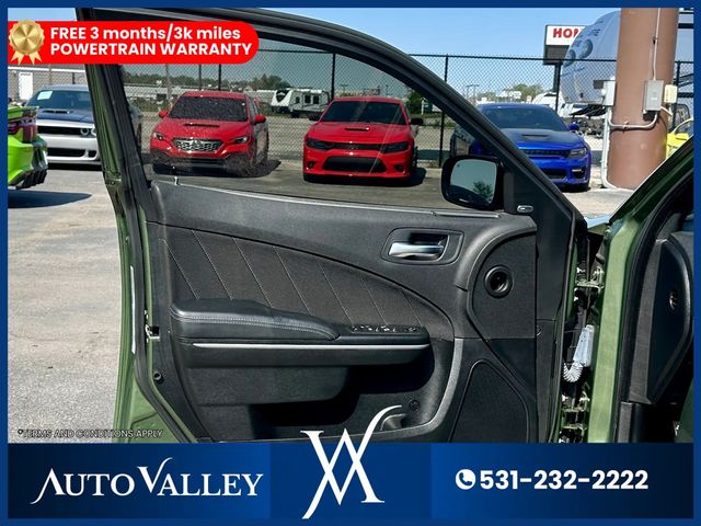 2022 Dodge Charger R/T Sedan 4D - 23027394 - 11