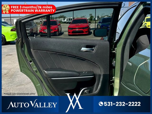 2022 Dodge Charger R/T Sedan 4D - 23027394 - 19