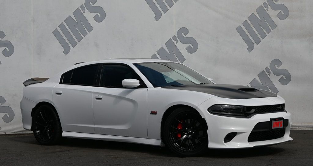 2022 Dodge Charger Scat Pack photo 2