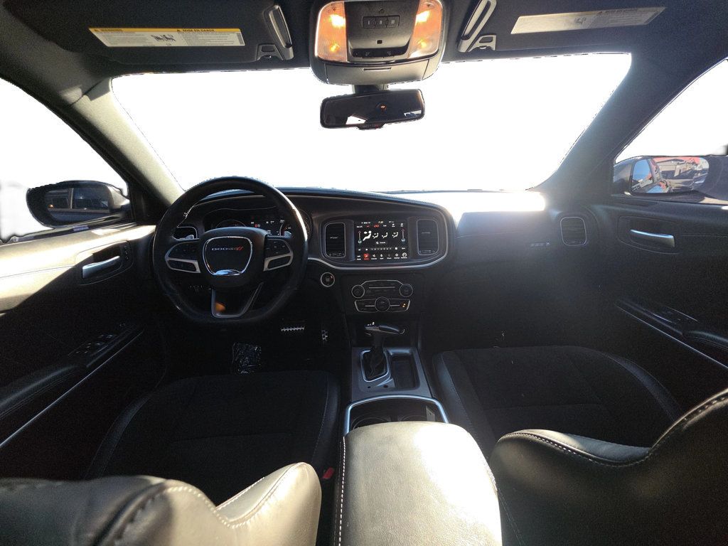 Dodge Charger photo 12