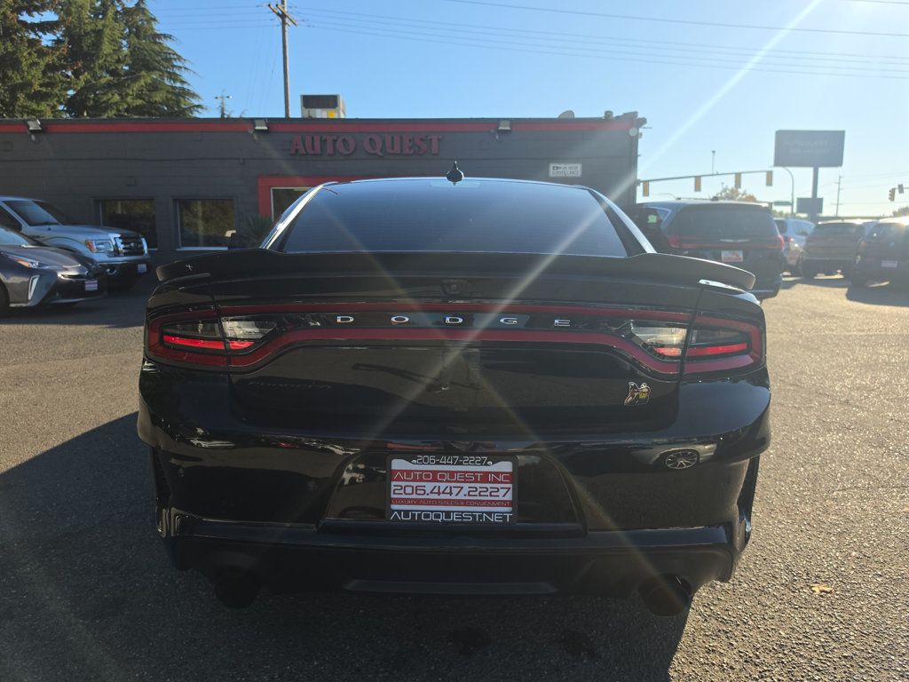 Dodge Charger photo 24