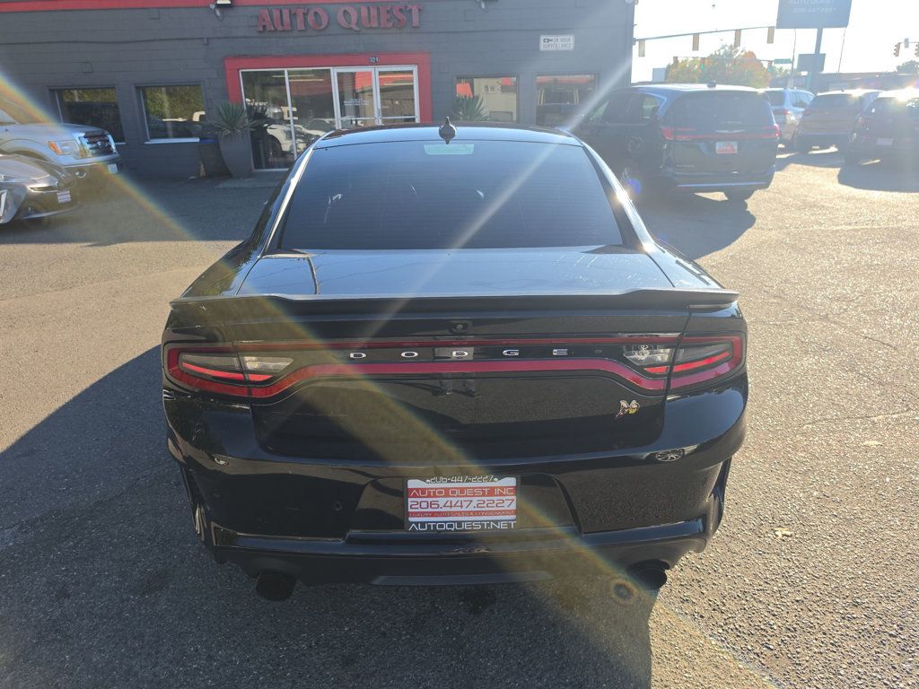 Dodge Charger photo 25