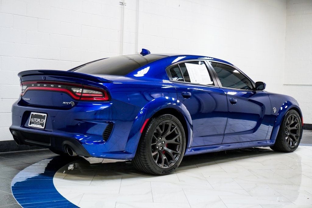 2022 Dodge Charger SRT8 Hellcat Widebody photo 5