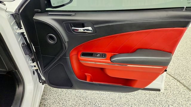 2022 Dodge Charger SRT Hellcat Widebody with Satin Black Features & h/k/ Audio Pkg - 22963047 - 26