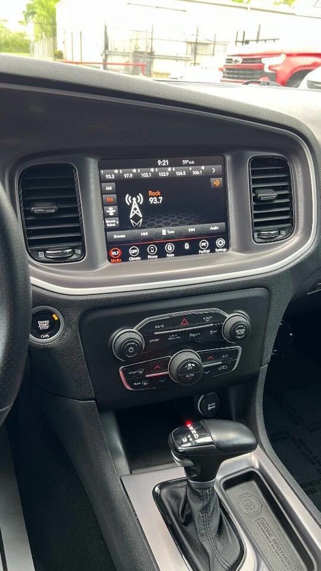 2022 Dodge Charger SXT AWD - 23007405 - 11