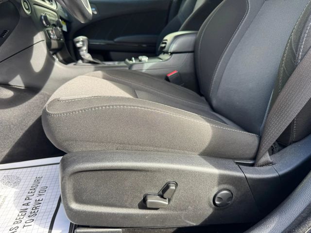 2022 Dodge Charger SXT AWD - 22937799 - 17