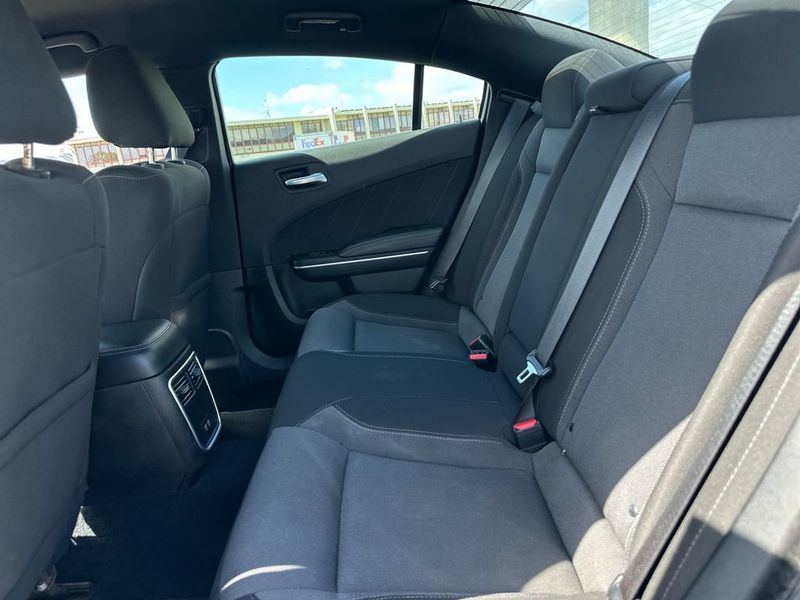 2022 Dodge Charger SXT RWD - 22987303 - 14