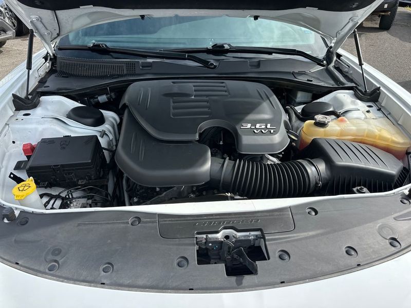 2022 Dodge Charger SXT RWD - 22994187 - 20