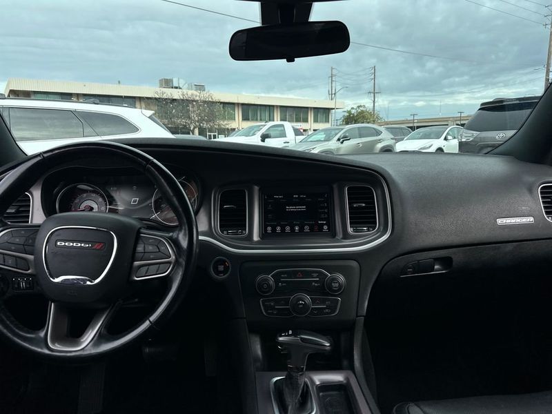 2022 Dodge Charger SXT RWD - 22994188 - 13