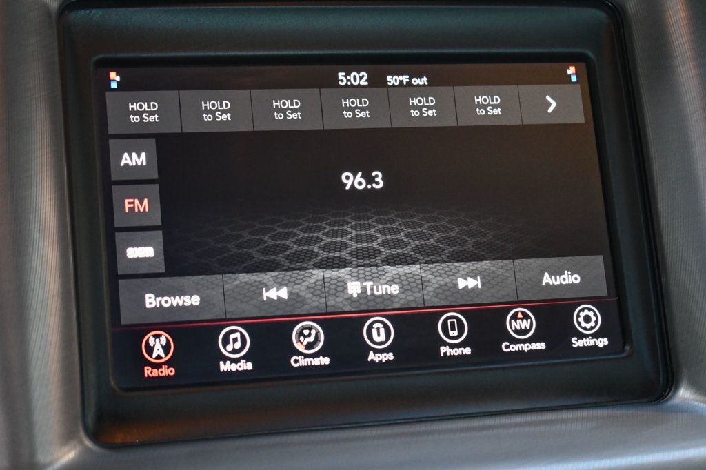 2022 Dodge Charger SXT photo 43