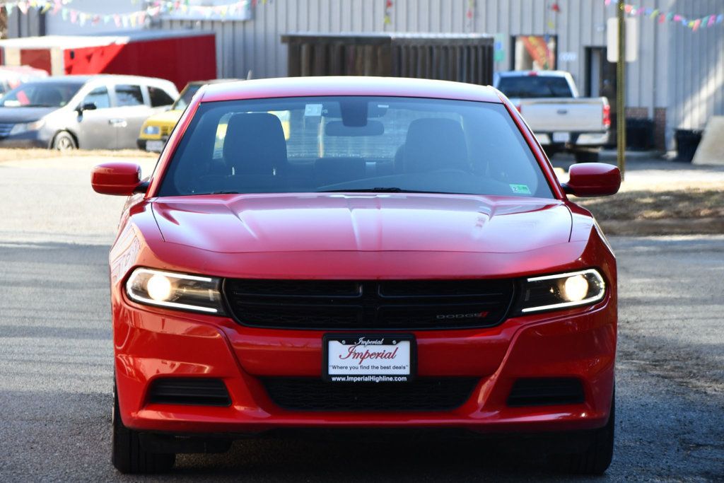 2022 Dodge Charger SXT photo 2