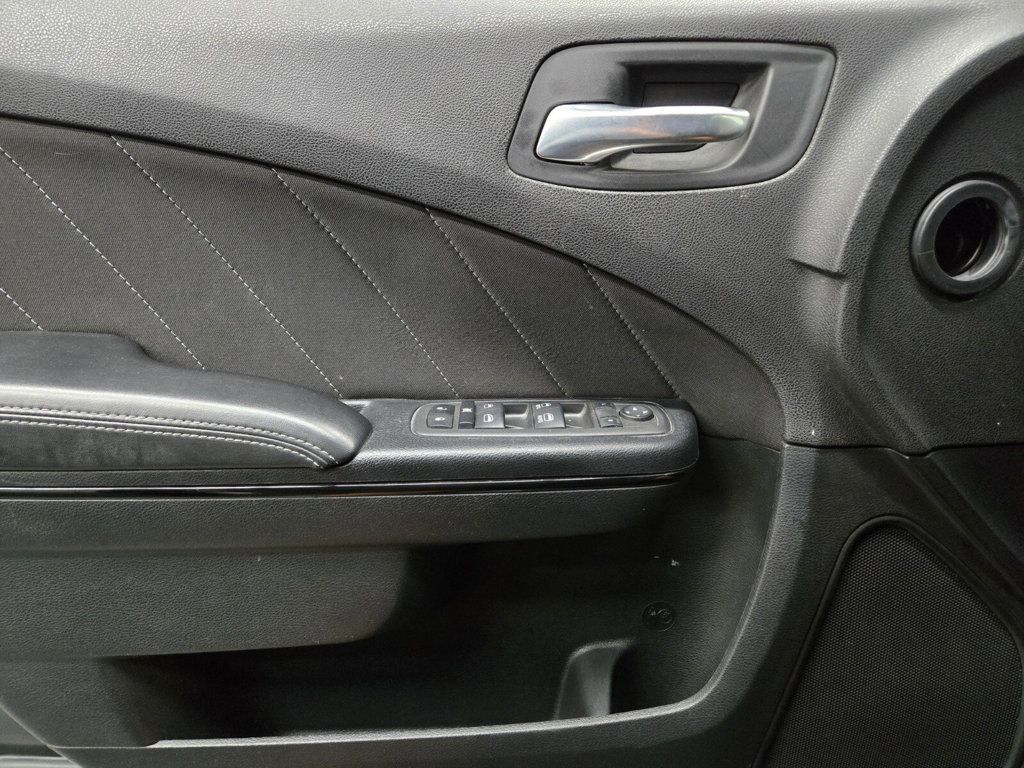 2022 Dodge Charger SXT RWD - 22978986 - 13