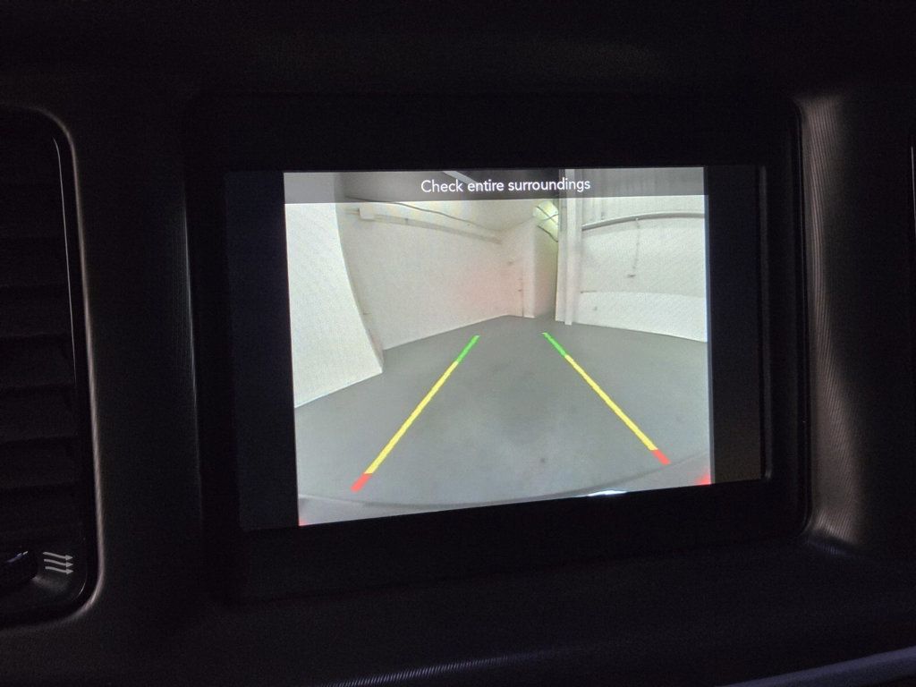 2022 Dodge Charger SXT RWD - 22978986 - 17